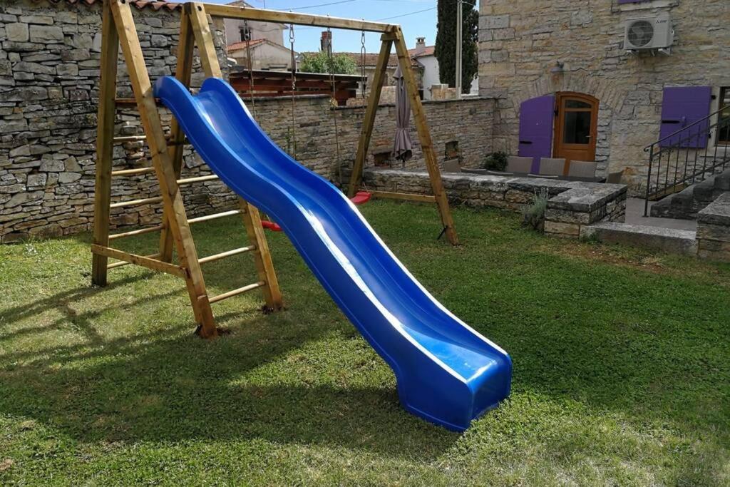House Kristina **** Villa Burići Dış mekan fotoğraf